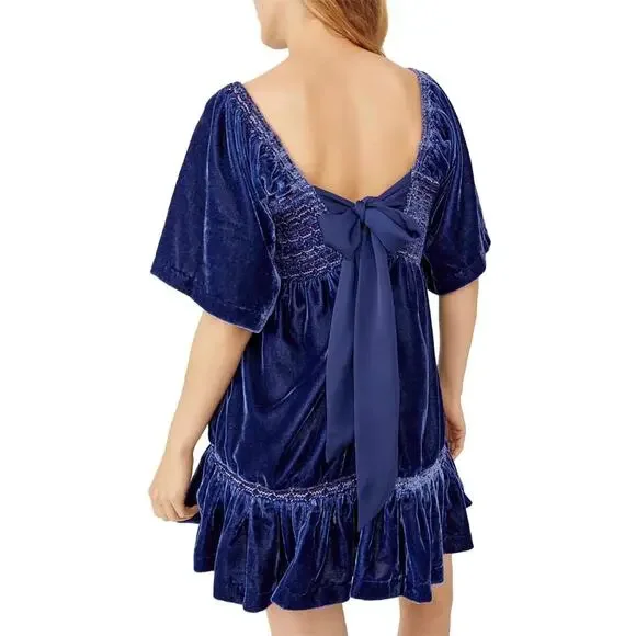 Free People NWT Easy To Love Embroidered Smocked Shift Blue Dress Size XS - Picture 6 of 6
